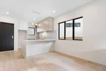 25 Whiteywood Street, Westgate