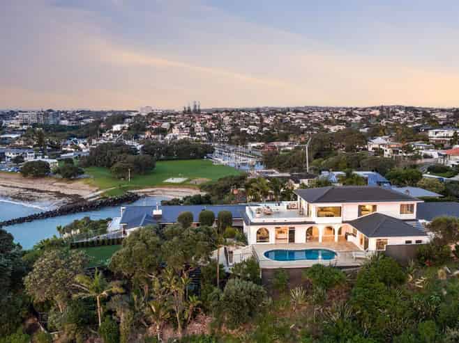  23D Beach Road, Castor Bay