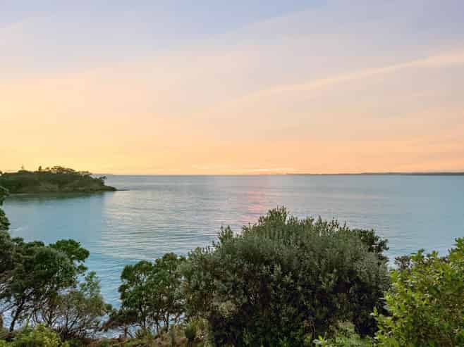  23D Beach Road, Castor Bay