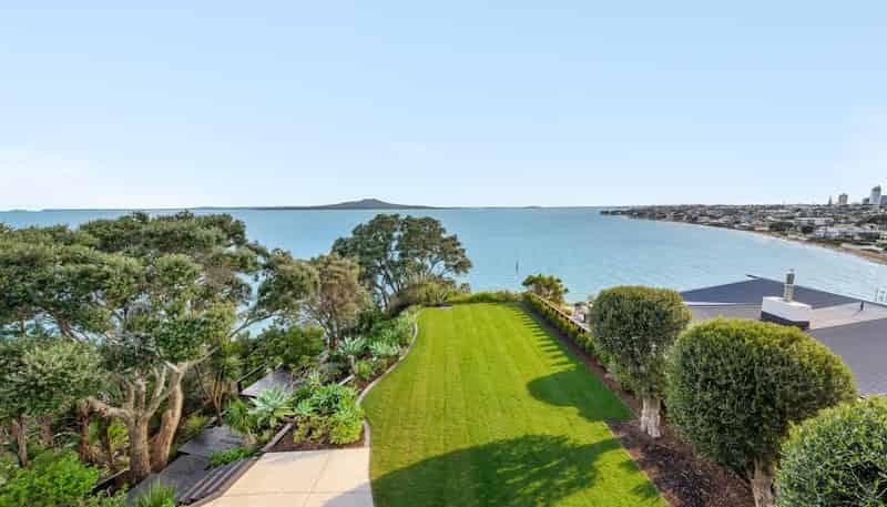  23D Beach Road, Castor Bay