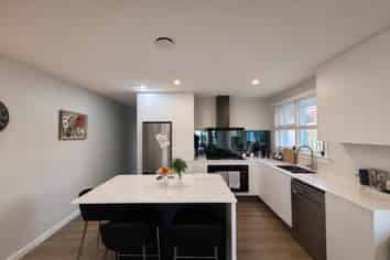 2/28 Hampton Place, Burnside