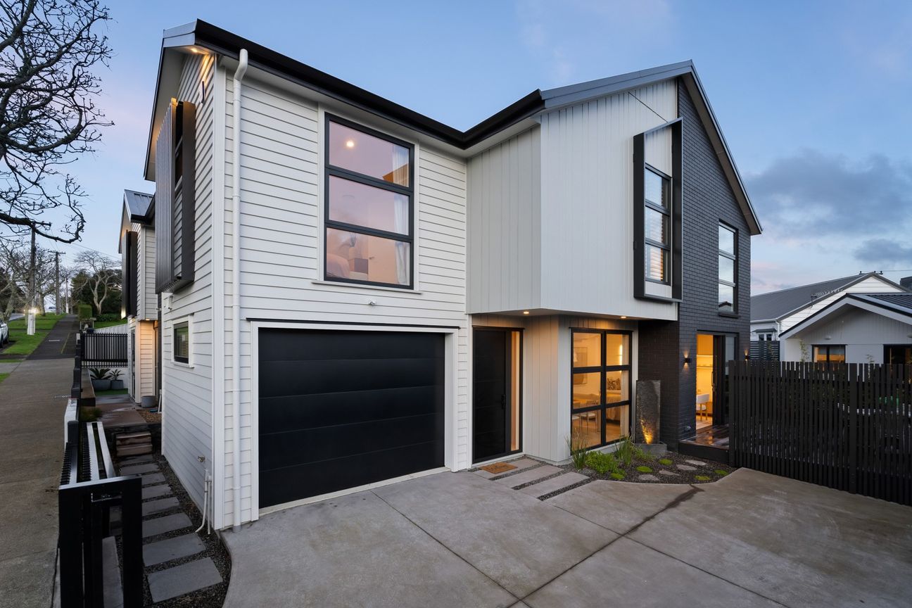 Exceptional show home living - Aanzicht 2