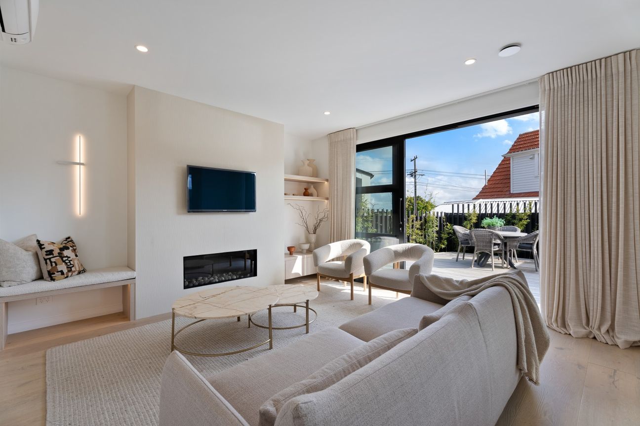 Exceptional show home living - Aanzicht 3