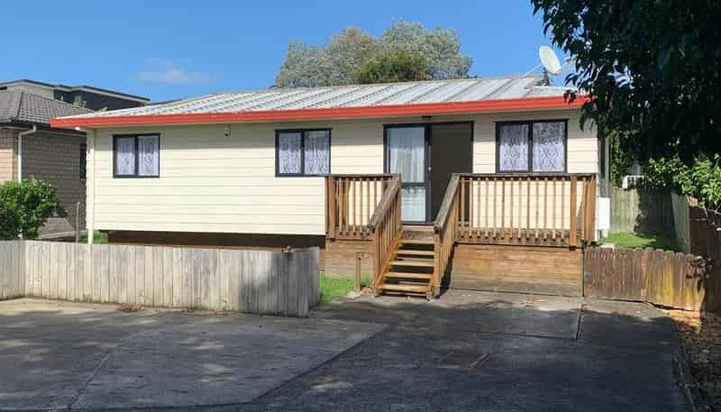 24A Netherlands Avenue, Kelston
