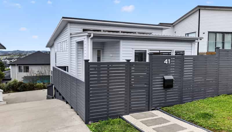 41 Ascension Crescent, OREWA