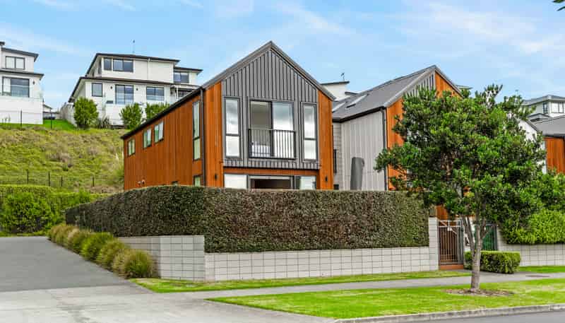 66 Arran Point Parade, Orewa