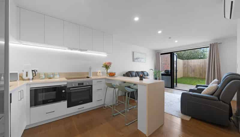4 Te Puketoka Lane, Mangere