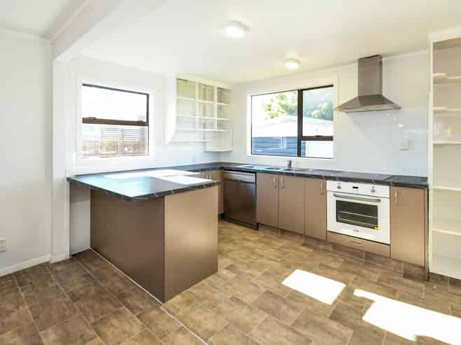 4 Bowen Street, Manurewa East