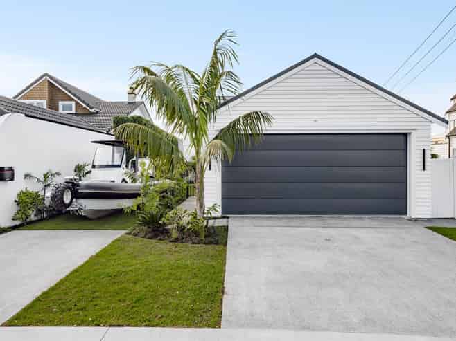  5 Holiday Road, Milford