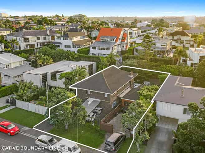  22 Muritai Road, Milford