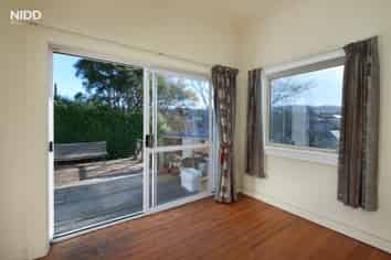 21 Springhill Road, Mornington