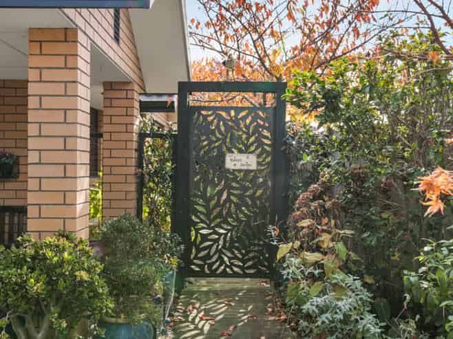 15 Puketea Place, Redwoodtown