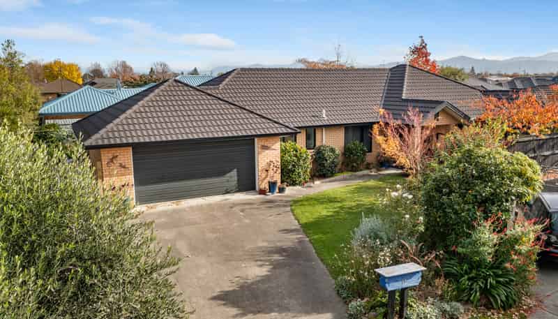 15 Puketea Place, Redwoodtown