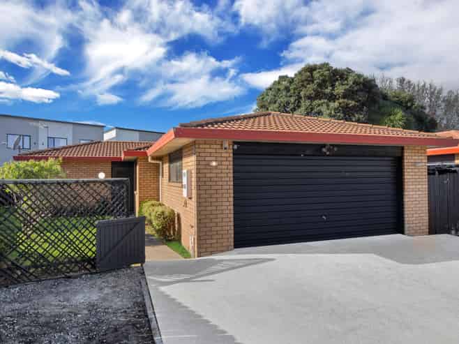 2/69 Victoria Road, Papatoetoe