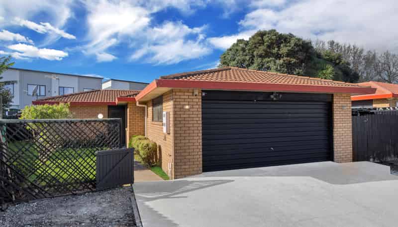 2/69 Victoria Road, Papatoetoe