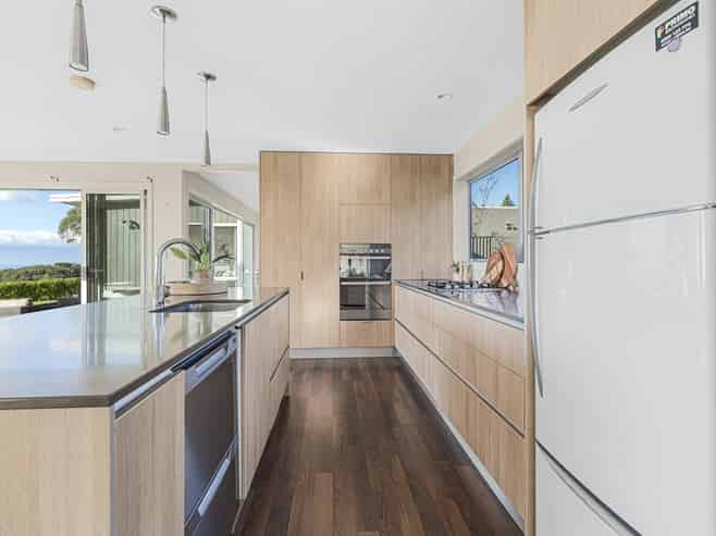 1089 Plymouth Road, Koru