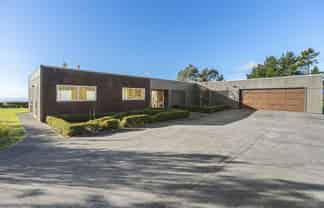 1089 Plymouth Road, Koru