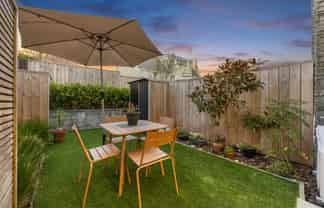 7/10 Fathom Place, Te Atatu Peninsula
