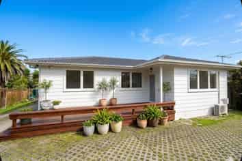30 Maugham Drive, Bucklands Beach