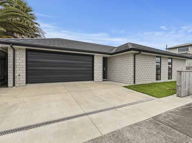 1/5 Massey Street, Westown