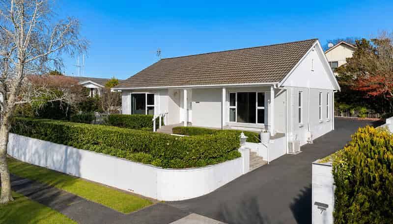 7 Tiffiney Place, Chartwell