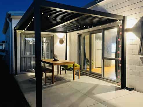24 Rocky Road, Huntington