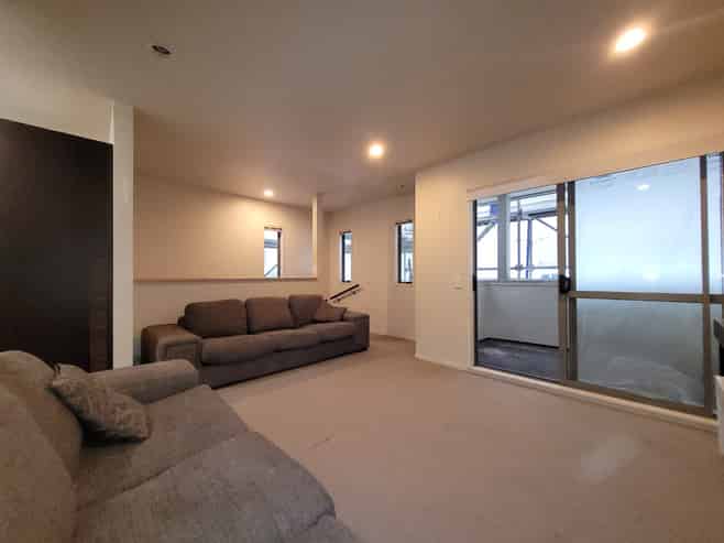 76B/21 Hunters Park Drive, Three Kings