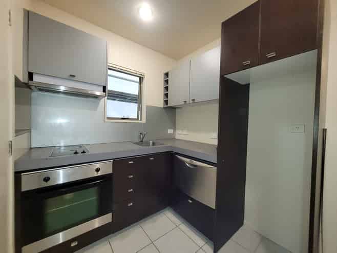 76B/21 Hunters Park Drive, Three Kings