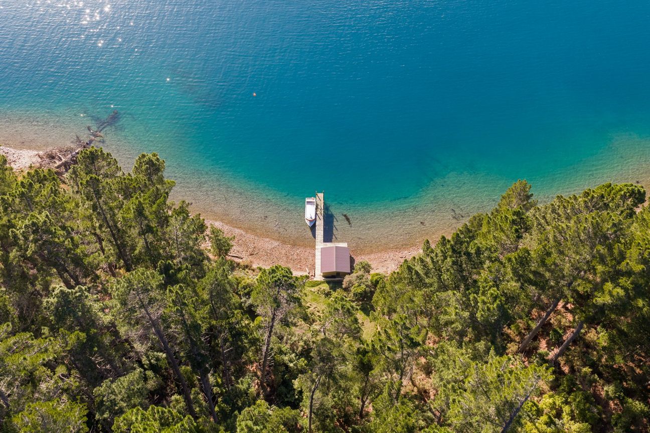 Create Your Waterfront Masterpiece, Queen Charlotte Sound