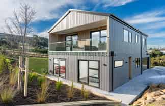 22 Macleod Avenue, Halfway Bush
