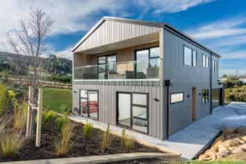 22 Macleod Avenue, Halfway Bush