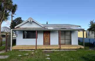 12 Russell Street, Westport