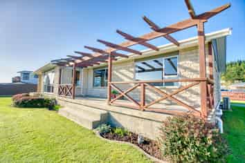 34 Ogilvie Road, Gladstone
