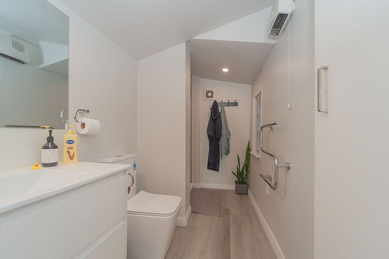City Living at Its Best – Stylish Apartment on The Terrace - Vista 4