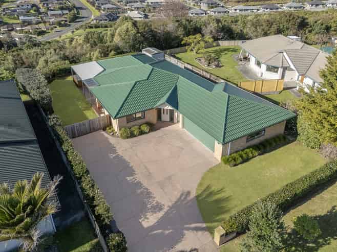 54 Mahonia Place, Pyes Pa