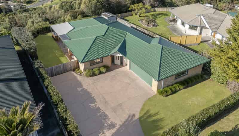 54 Mahonia Place, Pyes Pa