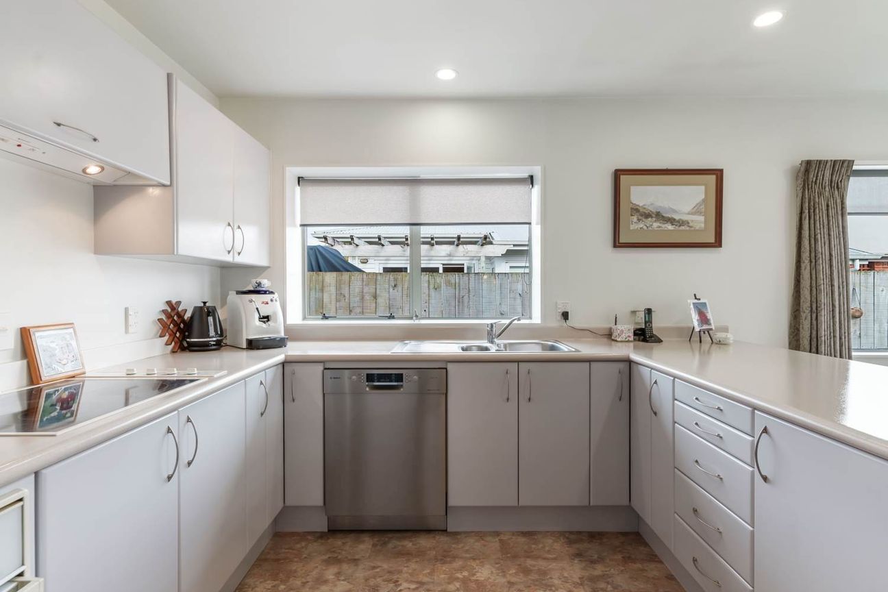 Three Bedrooms & One study - One Tree Hill - Vista 6