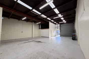128sqm industrial unit