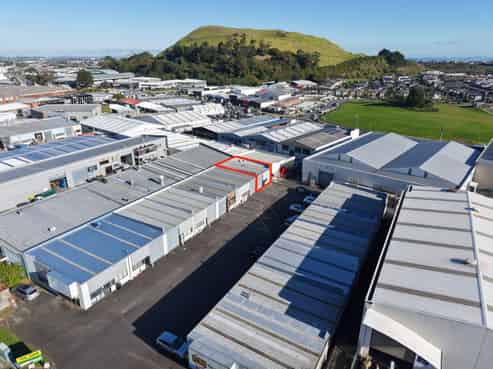 128sqm industrial unit