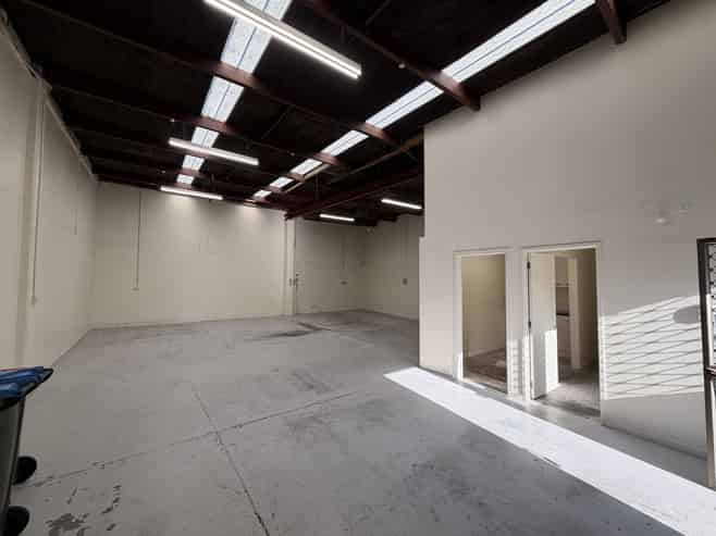 128sqm industrial unit
