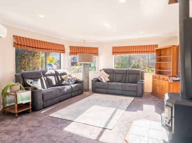 104 Rimuvale Street, Pukehangi