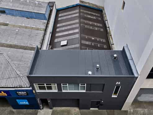 Versatile Te Aro Workshop + Apartment