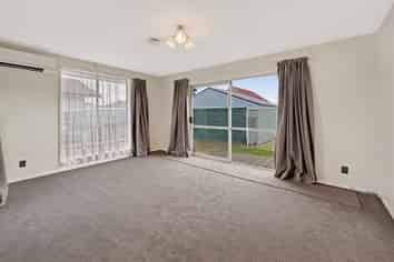 32 Trevor St, Hornby