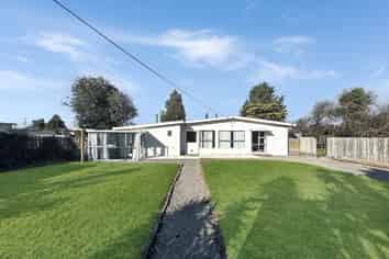 17B Upper Manaia Road , Masterton