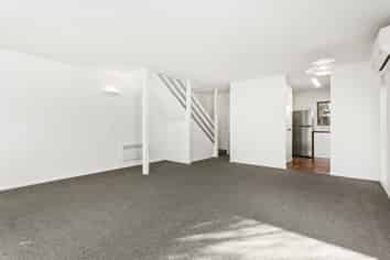 146 Innes Road, Saint Albans