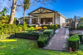 3111 State Highway 1, Riverlands