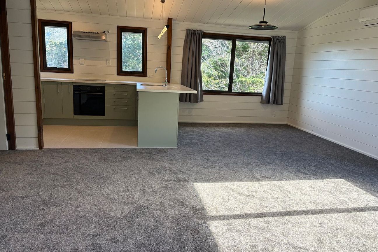 Freshly Renovated 3-Bedroom Home - Widok 2