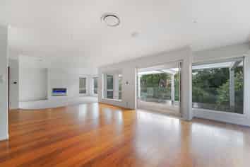 9 Sandown Road, Rothesay Bay