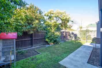 2/10 Nortons Road, Avonhead
