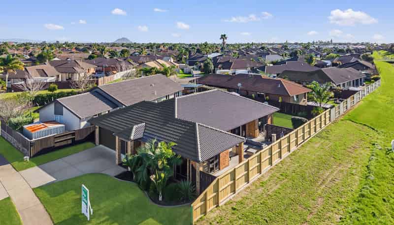 64 Arabian Drive, Papamoa